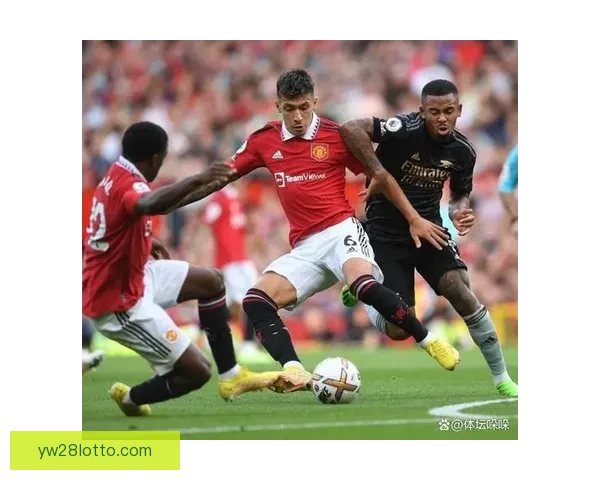 曼联训练基地为利马庆生 他感慨曼联是自己的第二个家